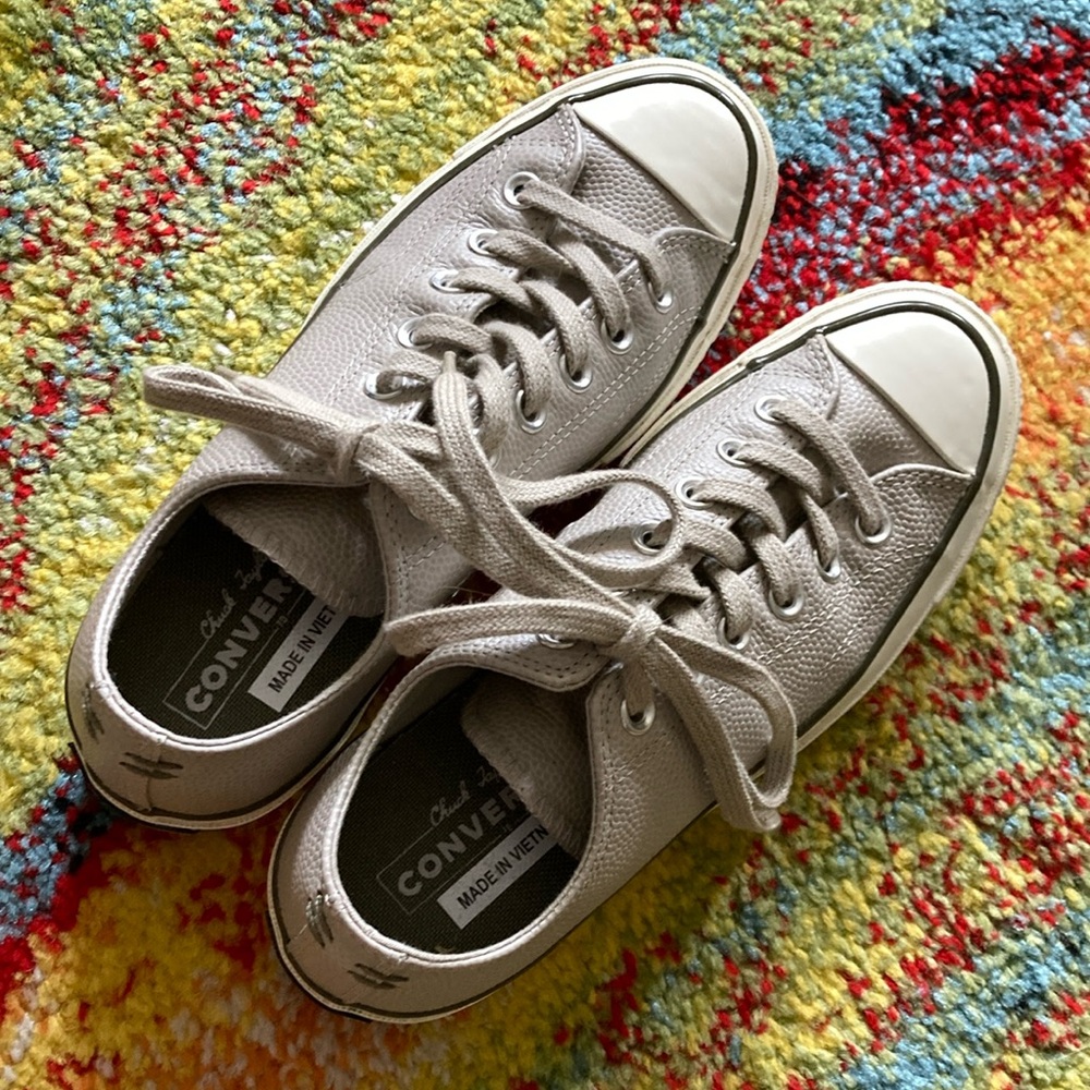 Leather Converse Chuck Taylor Sneakers. Like New!
